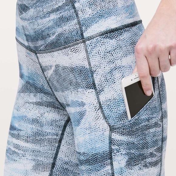 Lululemon Fast & Free Full Length Tight *Nulux 28"
Mesh Scape Multi - Picture 2 of 5